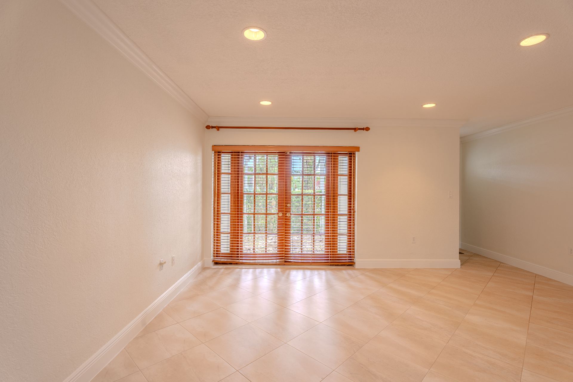 Virtual Staging — before